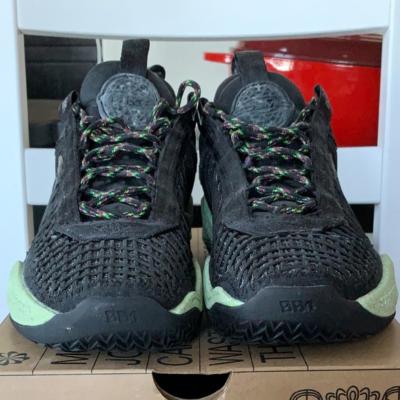 NIKE COSMIC UNITY 1.0 MENS BASKETBALL SHOE SIZE 10 - Picture 2 of 8